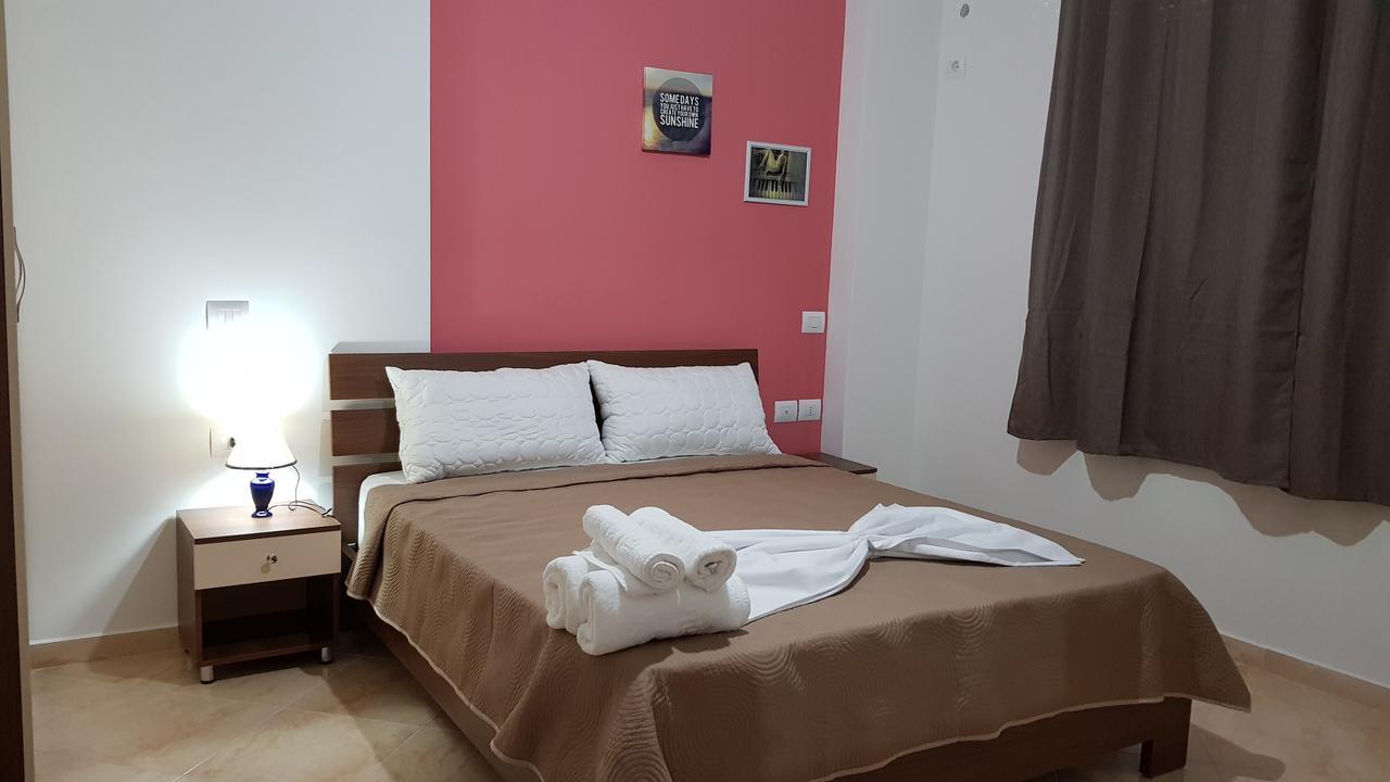 Appartamento Giallo Vlorë Buitenkant foto